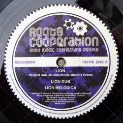 Wicked Dub Division meets Michela Grena - Lion