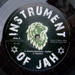 Amelia Harmony - Suffer